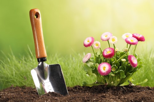 Seasonal garden maintenance in Swiss Cottage